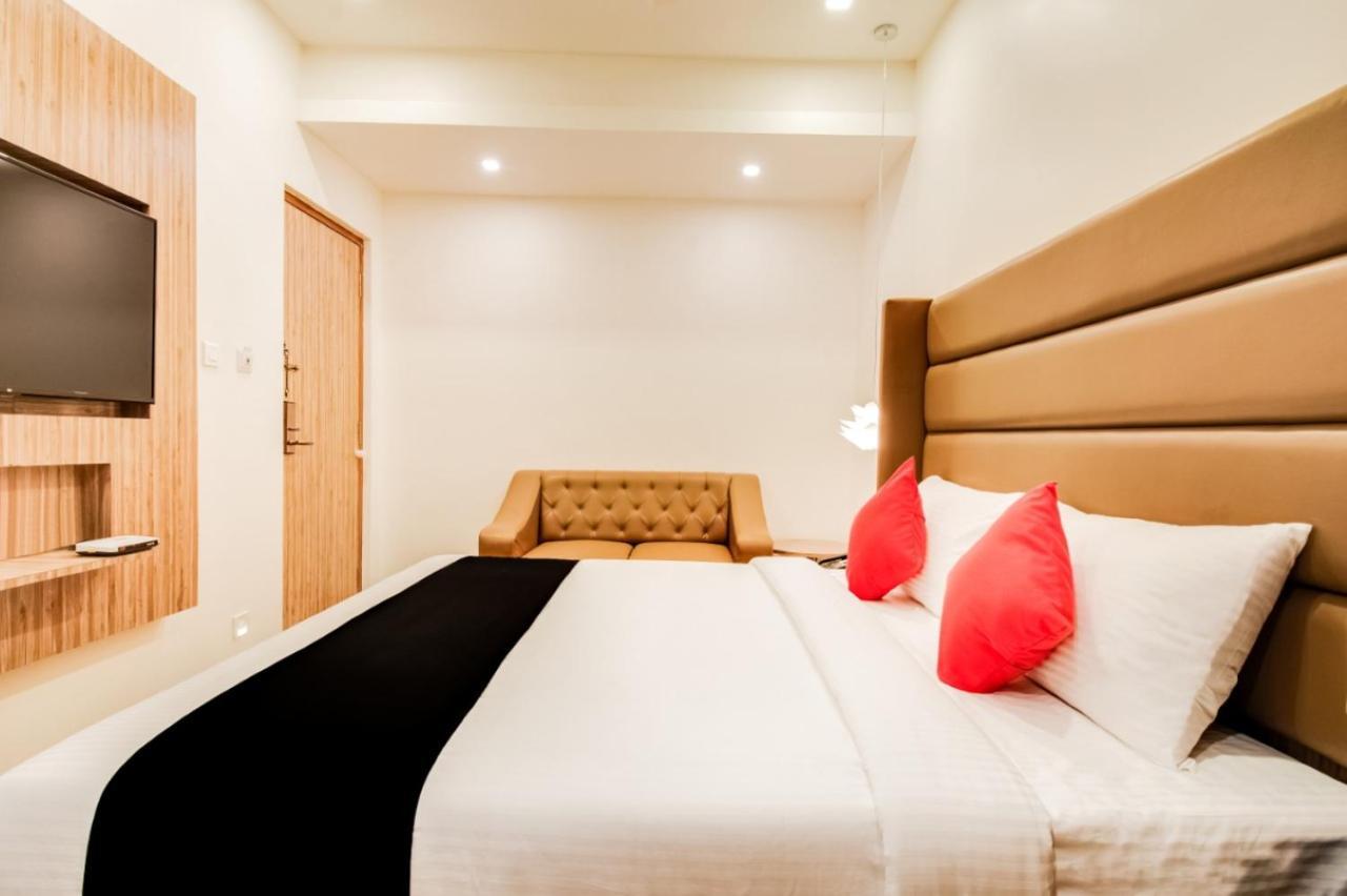 Inn The Centre Nellore Ngoại thất bức ảnh